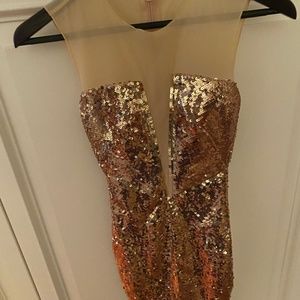 Bebe rose gold glitter New Year's Eve dress in size xxs.